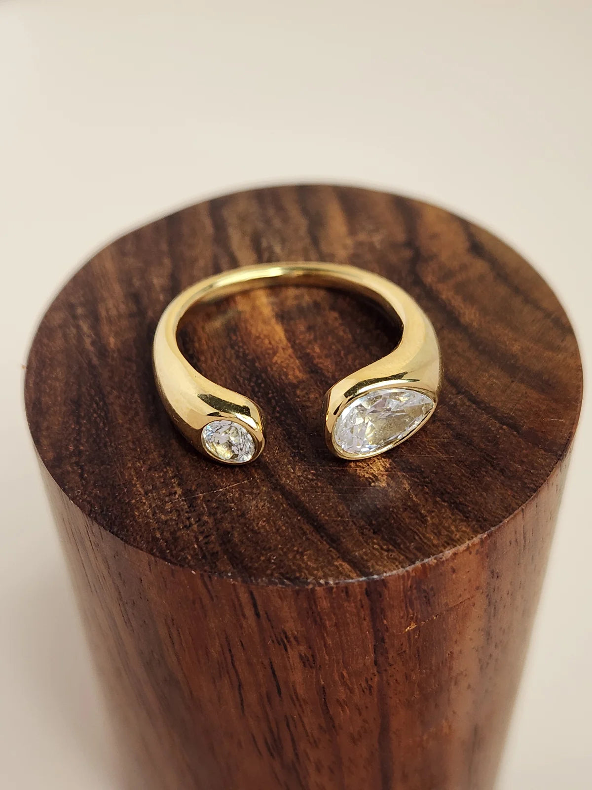 Lea Ring
