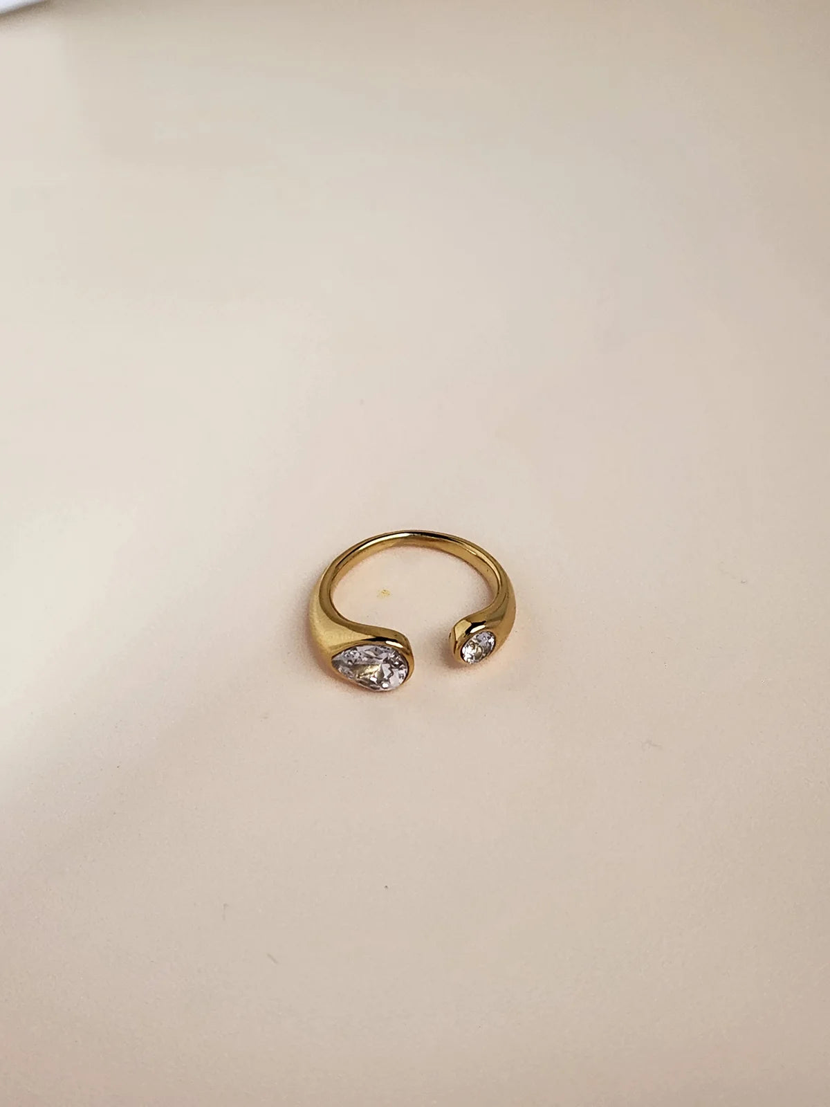 Lea Ring
