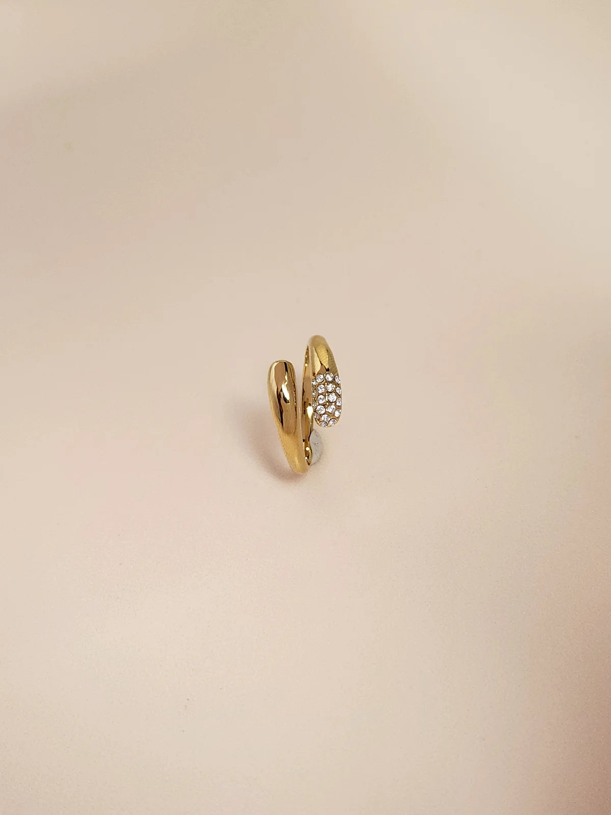 Elisa Ring